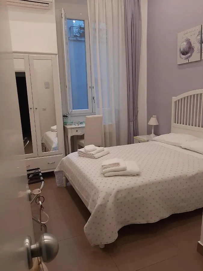 ** Bed & Breakfast La Baia Di Partenope Naples Italy